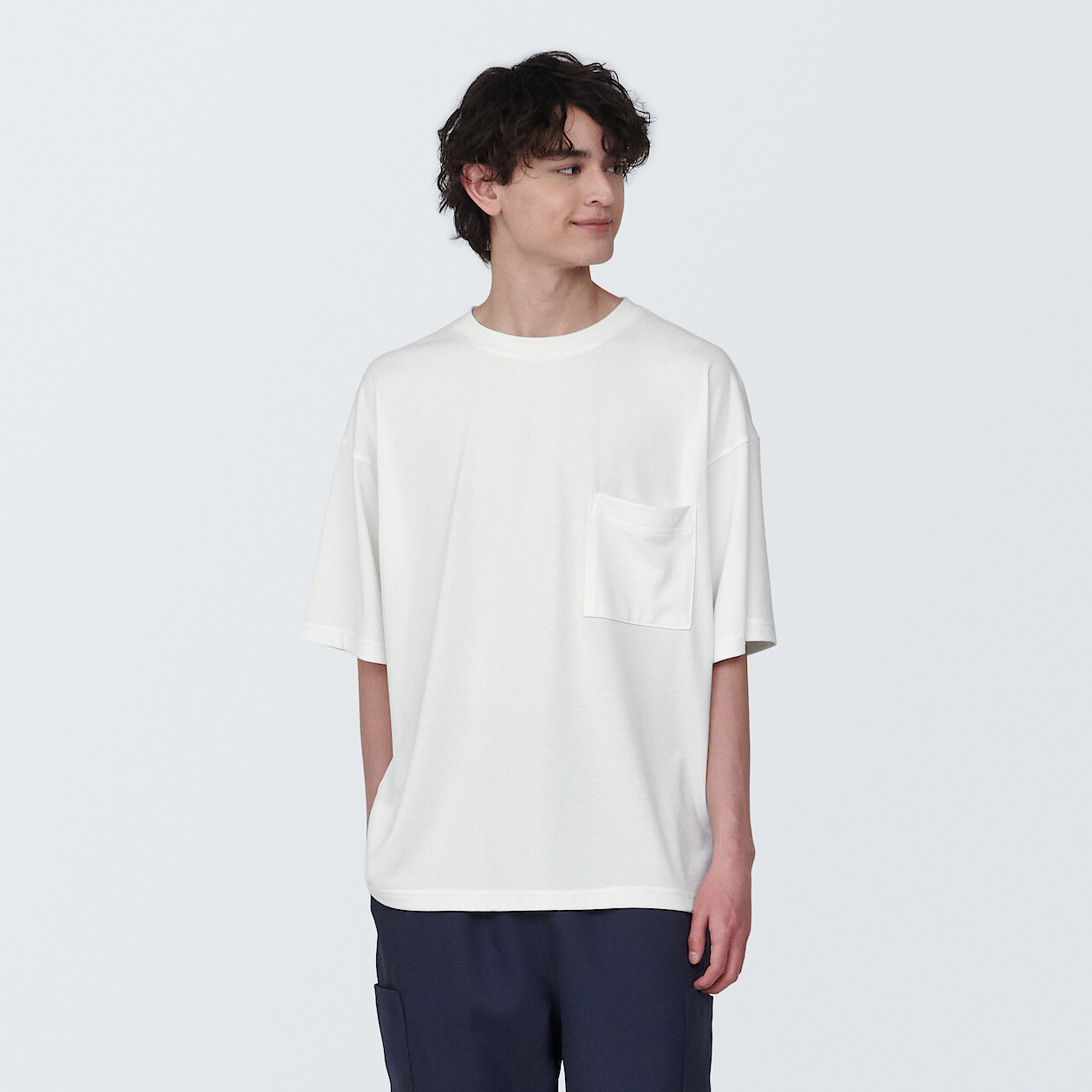 OFF WHITE([무인양품]  남녀공용 오염이 쉽게 지워지는 흡한속건 반소매 티셔츠 (오버핏 반팔))